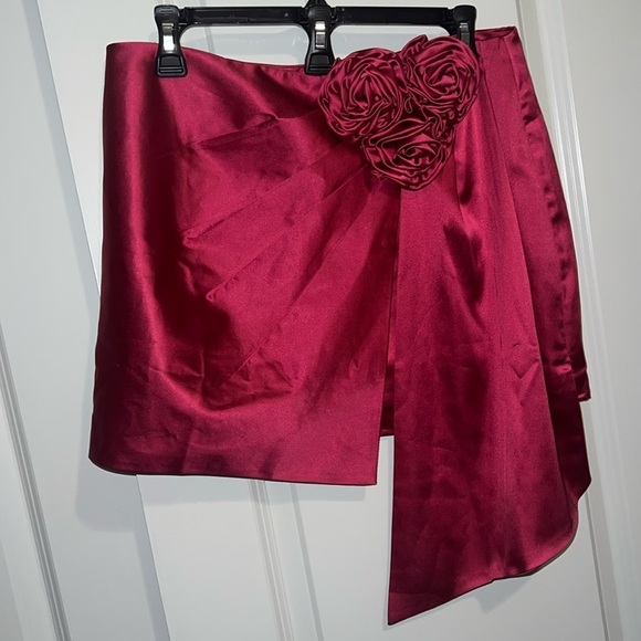 Skylar Rose NWT Asymmetrical Ruched Side Satin Mini Skirt Pink Women's Large - Picture 1 of 8